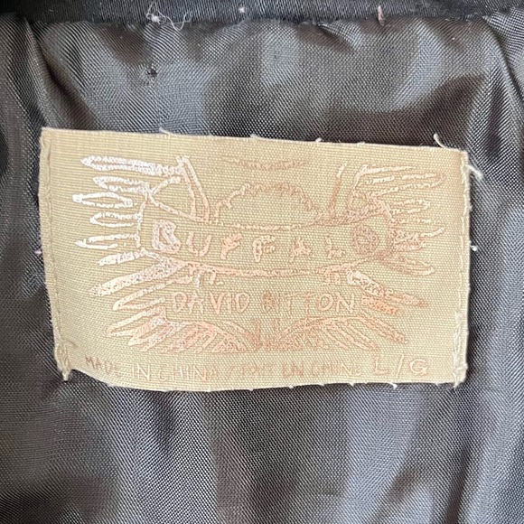 Buffalo David Bitton black blazer. Large, feminine cut and details. - Picture 5 of 9